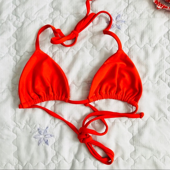 Other - ⛱NEW! Beach Riot bikini top⛱